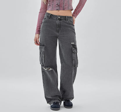 Distressed Wide-Leg Cargo Jeans in Washed Grey