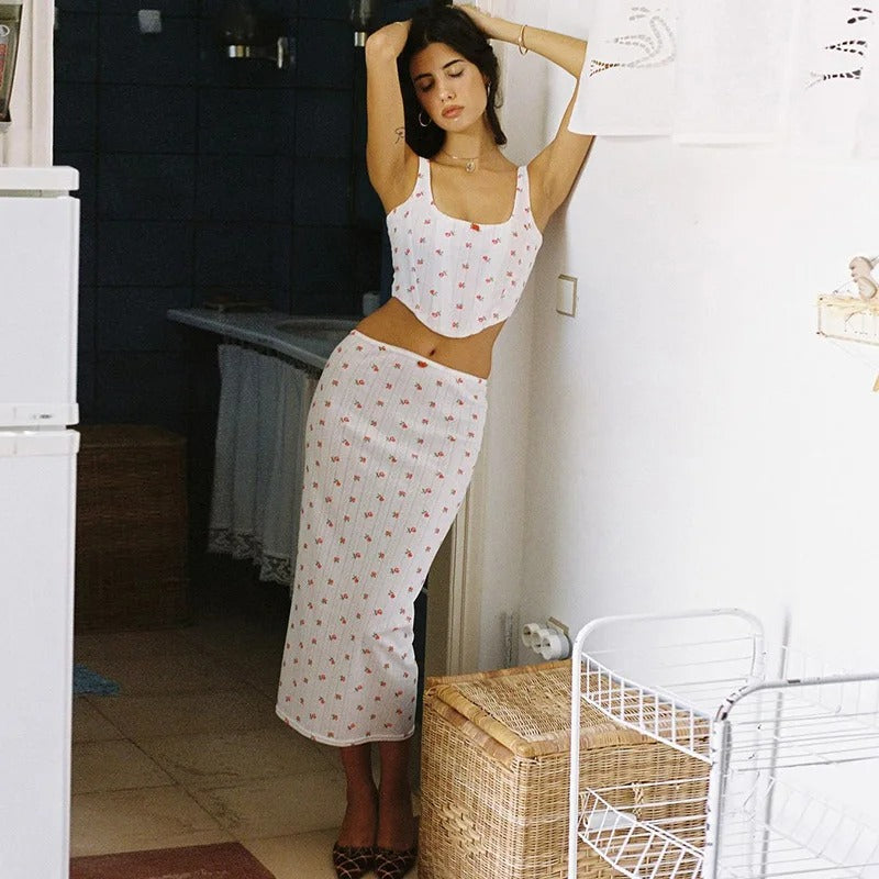 Off-white two-piece set with floral print and cropped tank top