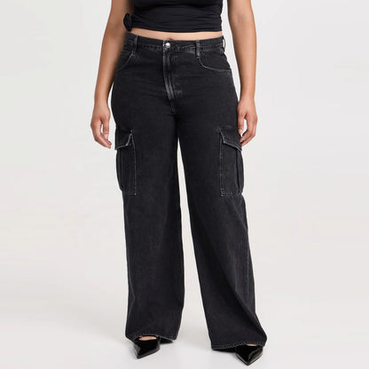 Wide-Leg Cargo Jeans in Washed Black