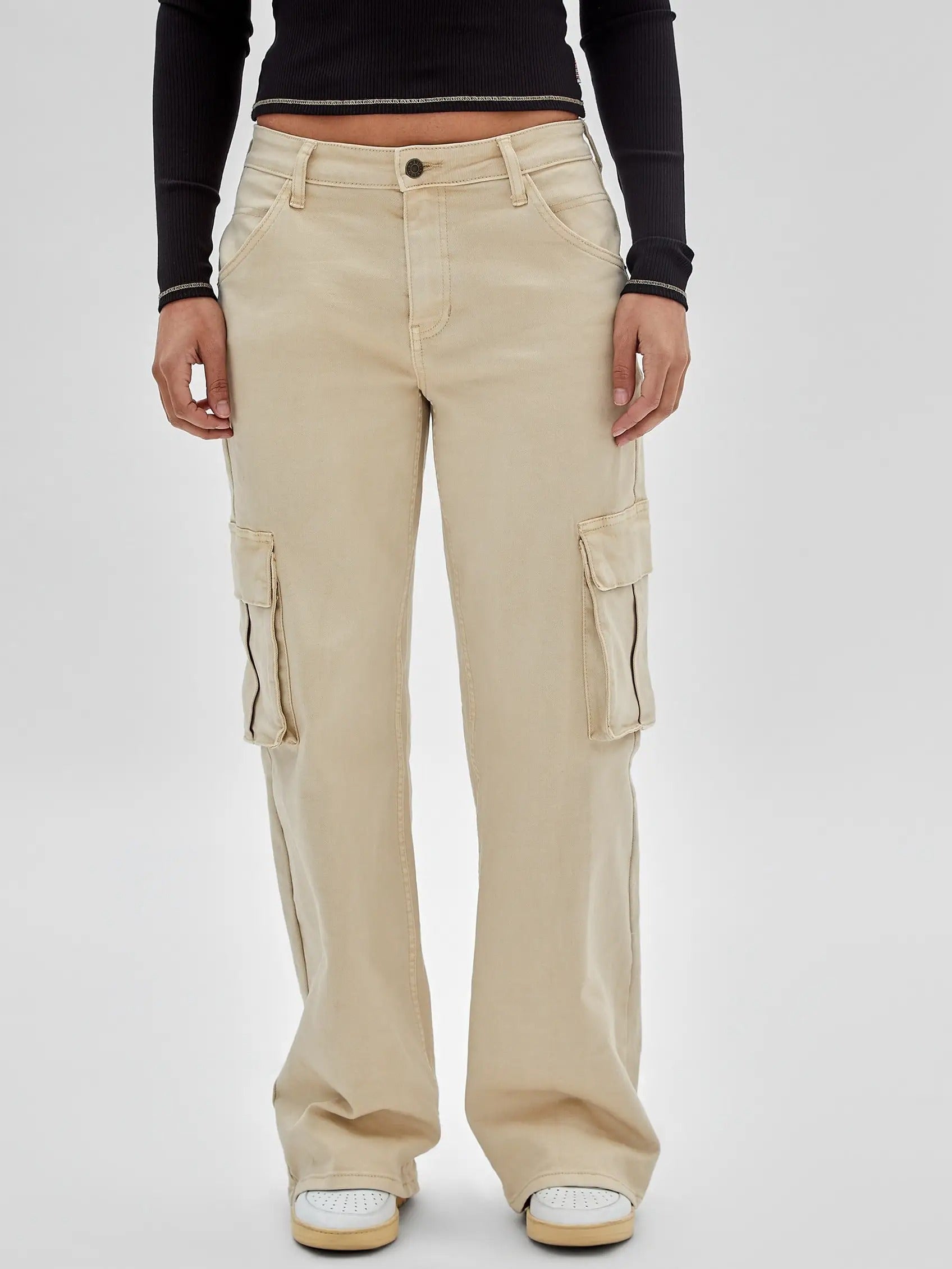 Wide-Leg Cargo Trousers in Beige