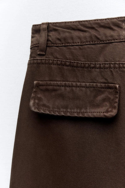Wide-Leg Cargo Trousers in Dark Brown