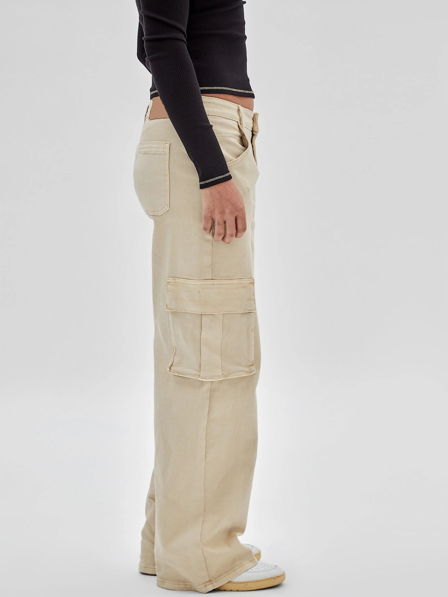 Wide-Leg Cargo Trousers in Beige